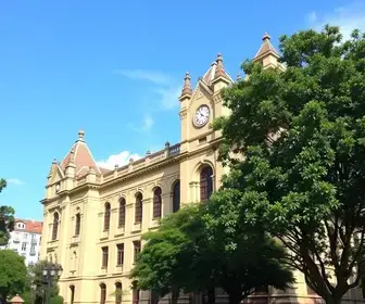 melhores faculdades de Curitiba